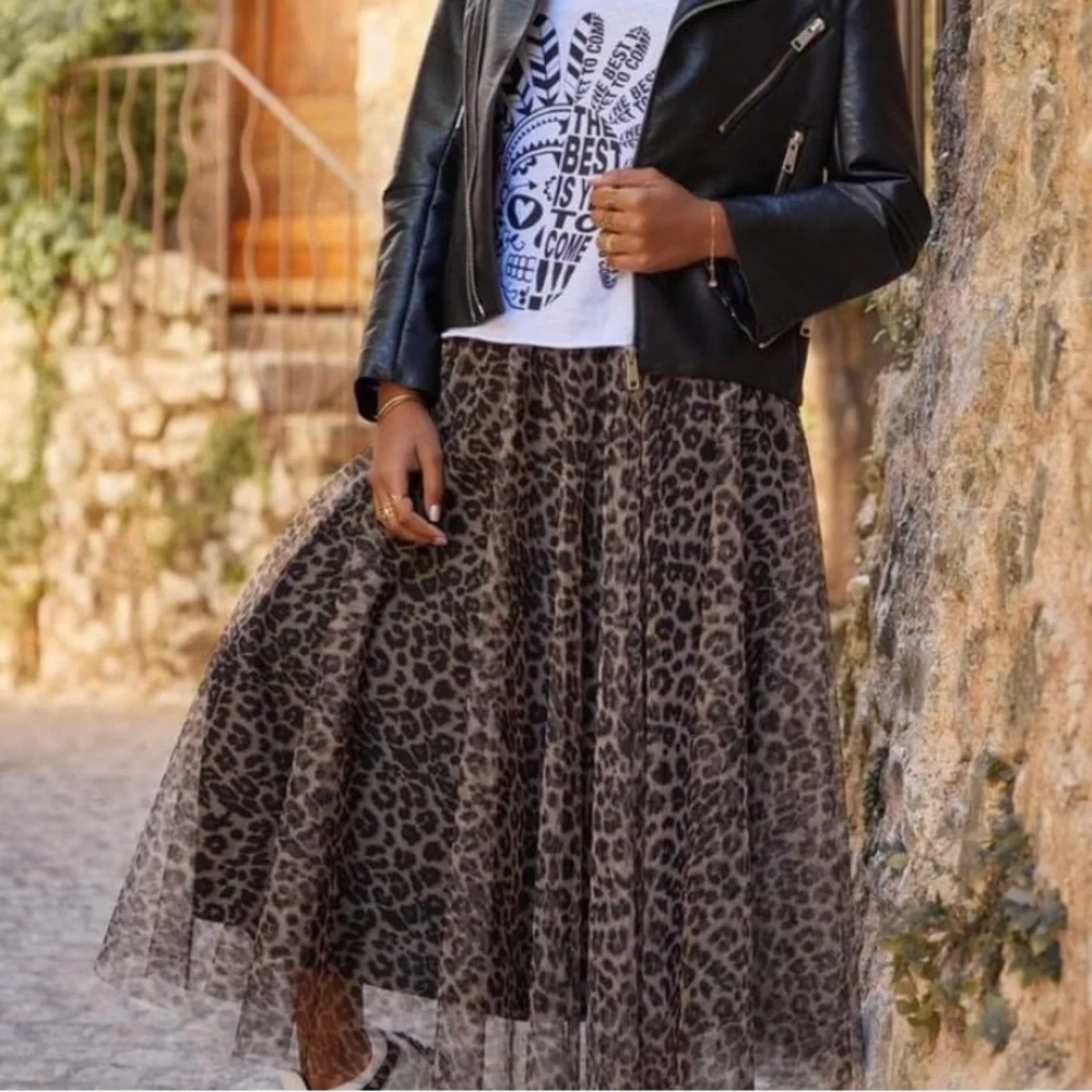 Dark l Leopard Mesh Skirt